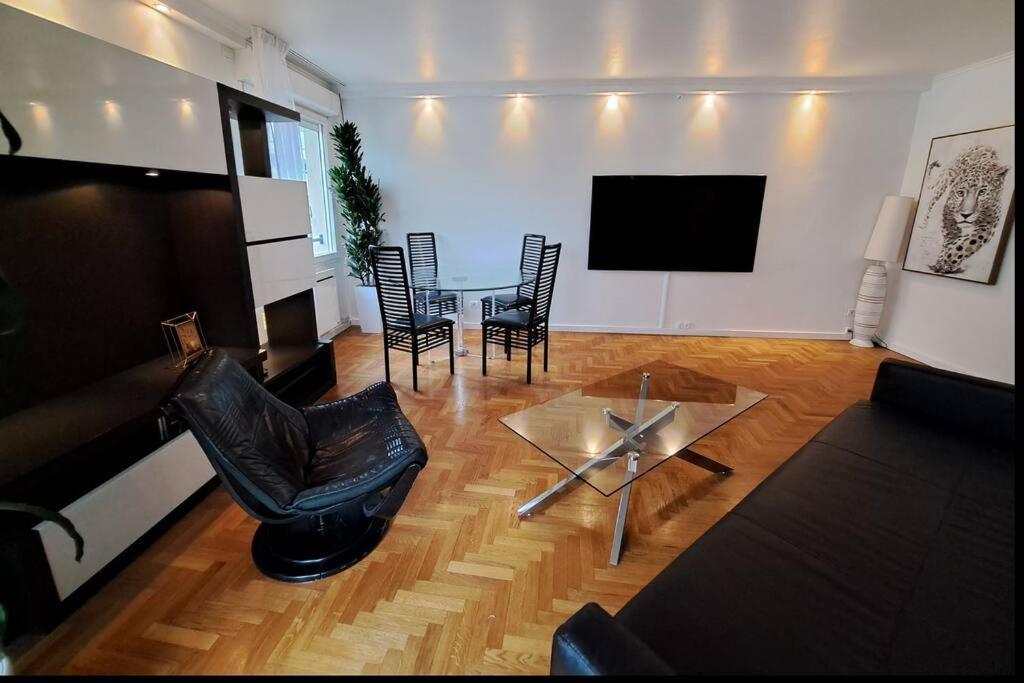 Appartement Aux Portes De Paris Et 5 Minutes Du Metro Charenton-le-Pont Ngoại thất bức ảnh