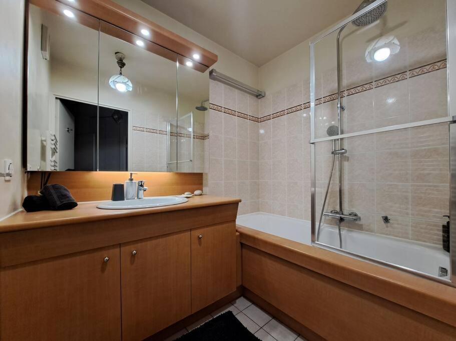 Appartement Aux Portes De Paris Et 5 Minutes Du Metro Charenton-le-Pont Ngoại thất bức ảnh